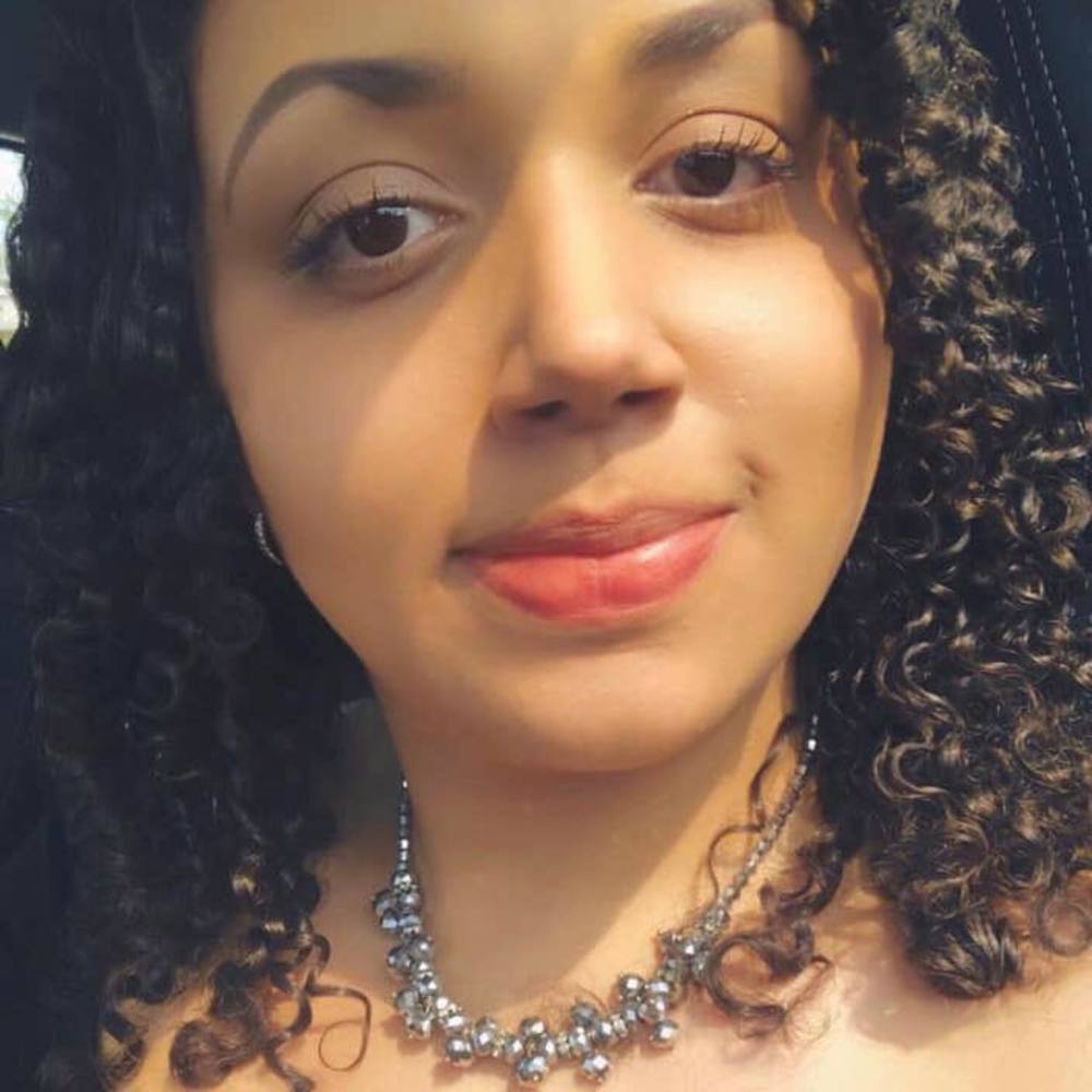 Meet your Posher, Elisha